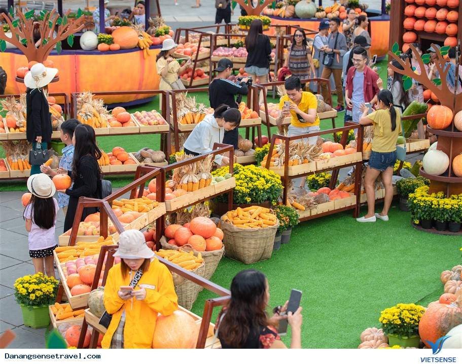 Náo nhiệt đổ về dự lễ hội Halloween trên đỉnh Bà Nà - Ảnh 1 Náo nhiệt đổ về dự lễ hội Halloween trên đỉnh Bà Nà - Ảnh 1