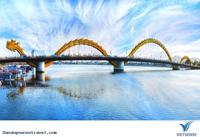 Cầu Rồng mang tính biểu tượng Cầu Rồng mang tính biểu tượng