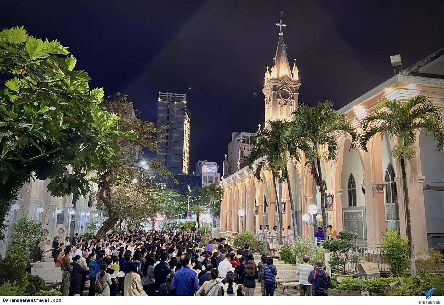 Nhà thờ Lớn Đà Nẵng - Ảnh 1 Nhà thờ Lớn Đà Nẵng - Ảnh 1