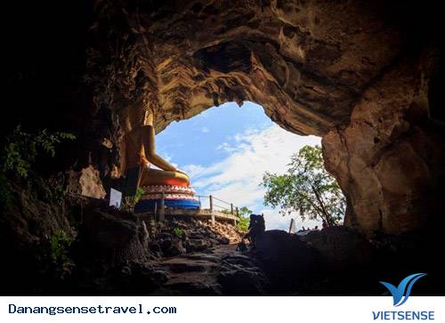 Những Đền Thờ Linh Thiêng Trong Hang Động - Ảnh 6 Những Đền Thờ Linh Thiêng Trong Hang Động - Ảnh 6