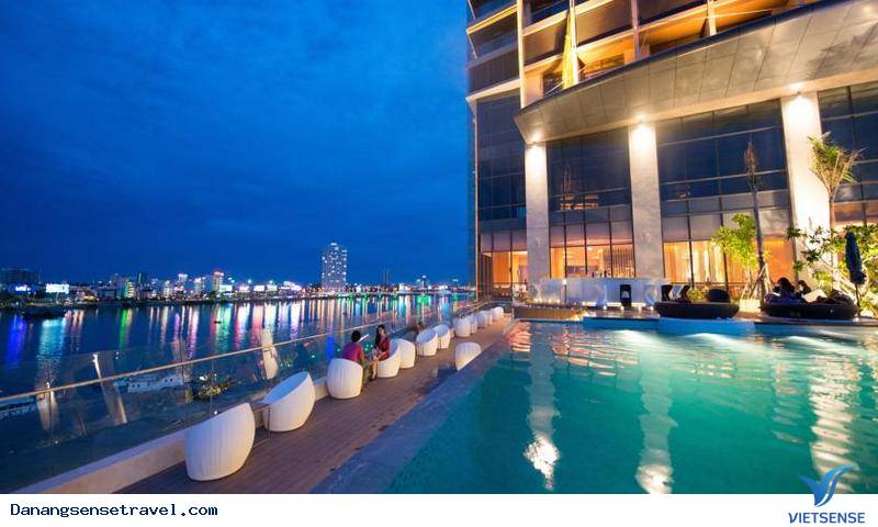 Những khách sạn có bể bơi đẹp mê ly ở Đà Nẵng - Ảnh 4 Những khách sạn có bể bơi đẹp mê ly ở Đà Nẵng - Ảnh 4