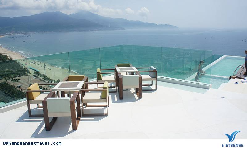 Những khách sạn có bể bơi đẹp mê ly ở Đà Nẵng - Ảnh 2 Những khách sạn có bể bơi đẹp mê ly ở Đà Nẵng - Ảnh 2