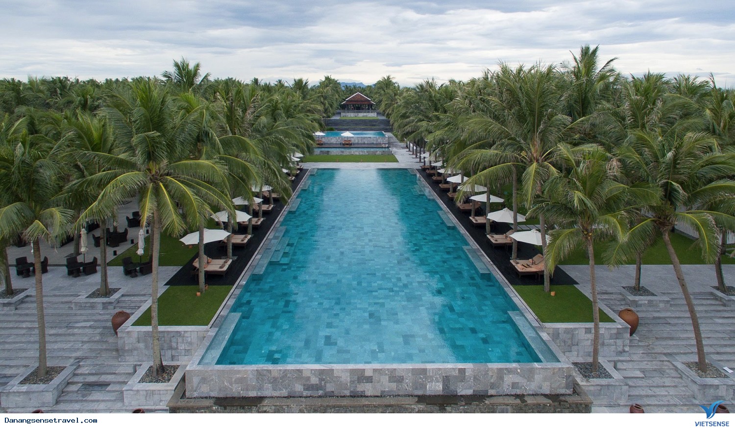 Những khu nghỉ dưỡng đẹp nhất Miền Trung - Ảnh 1 Những khu nghỉ dưỡng đẹp nhất Miền Trung - Ảnh 1