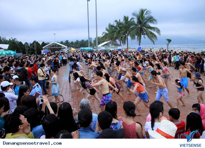 Những trải nghiệm thú vị Mùa thăm quan, nghỉ dưỡng biển Đà Nẵng - Ảnh 2