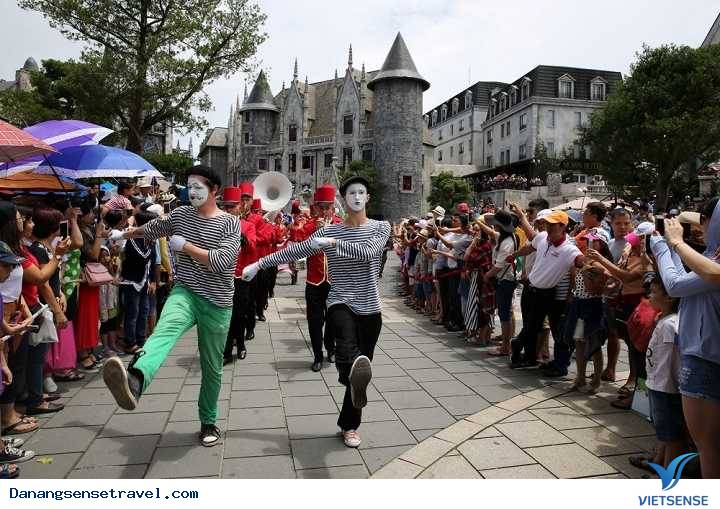 Phim trường châu Âu trên đỉnh Bà Nà Hills - Ảnh 6 Phim trường châu Âu trên đỉnh Bà Nà Hills - Ảnh 6