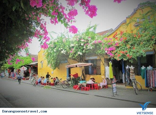 Phố cổ Hội An điểm thăm quan lý tưởng - Ảnh 1 Phố cổ Hội An điểm thăm quan lý tưởng - Ảnh 1