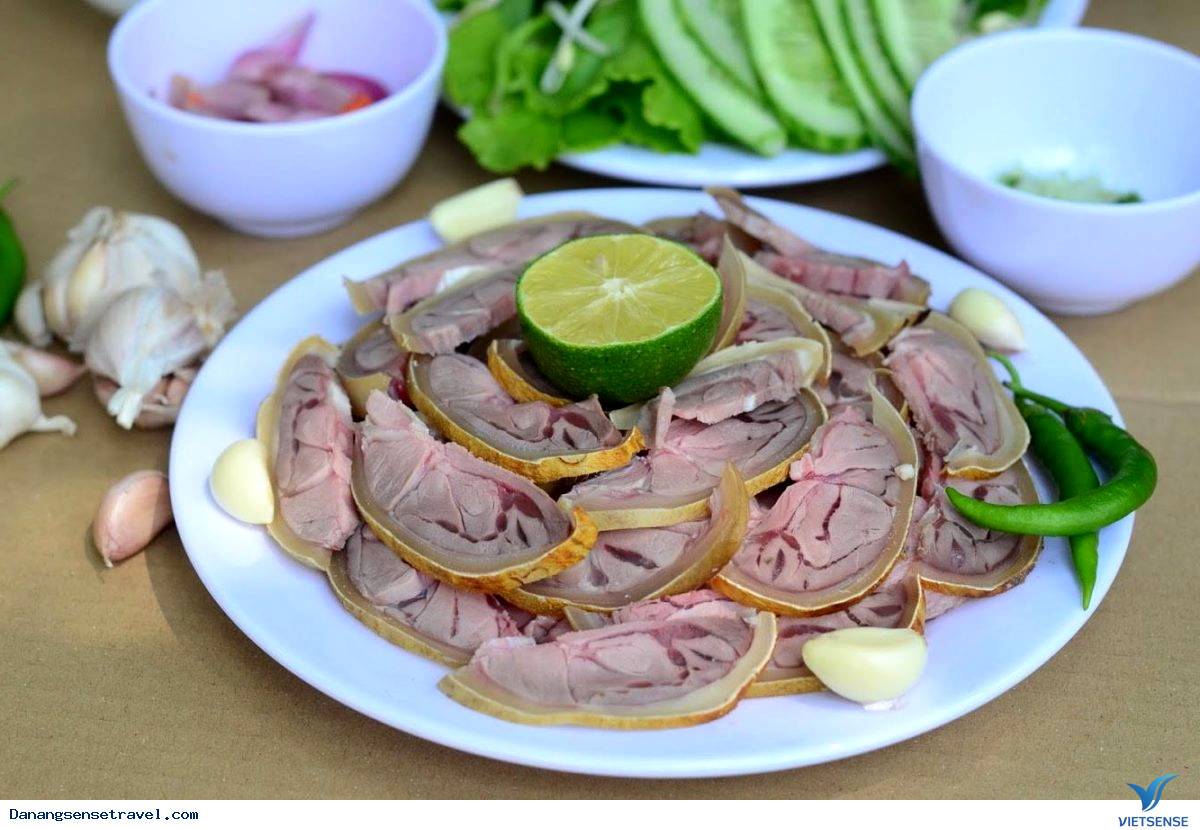 Quán Bò Tái Cầu Mống