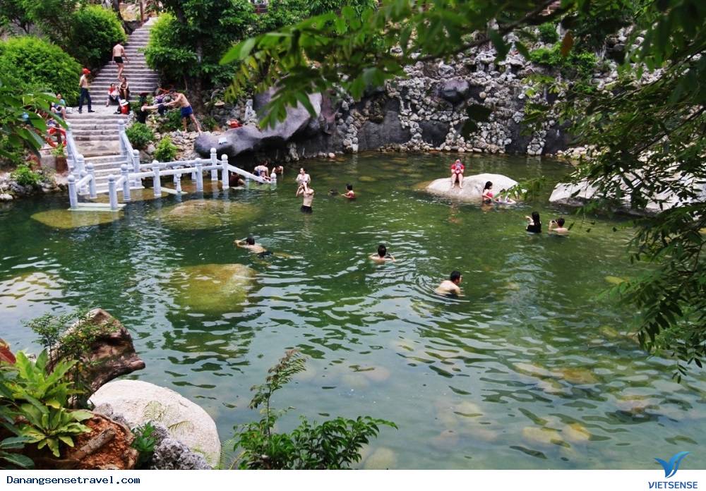 Long Huyệt Hồ - Ảnh 1