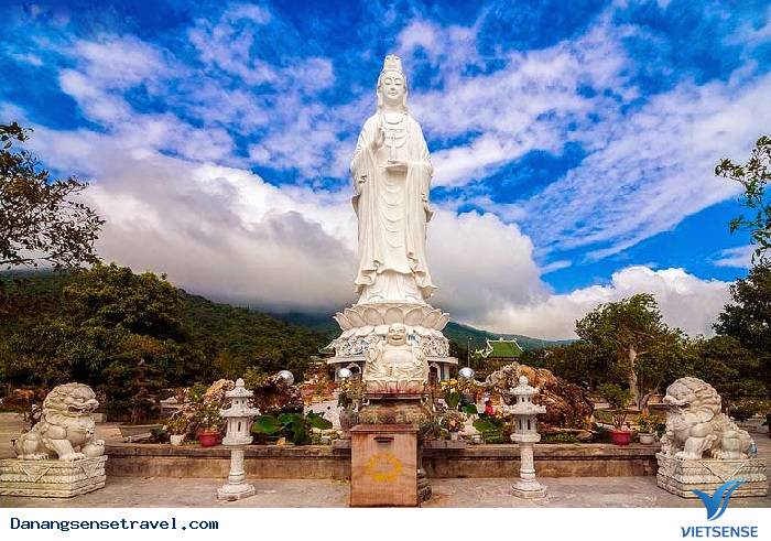 Tham quan chùa Linh Ứng xinh đẹp Tham quan chùa Linh Ứng xinh đẹp