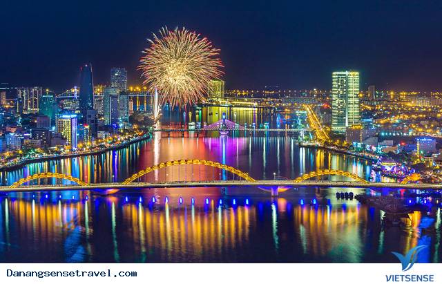 Tác phẩm đạt giải Nhất mang tựa đề Sắc màu Đà Nẵng của tác giả Mai Thành Chương. Tác phẩm đạt giải Nhất mang tựa đề Sắc màu Đà Nẵng của tác giả Mai Thành Chương.