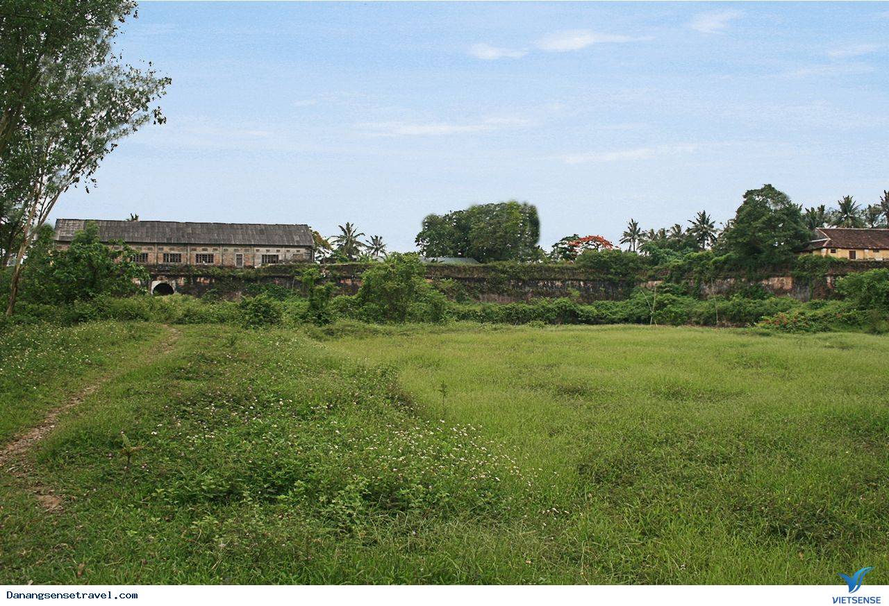 Trấn Bình đài - Ảnh 1